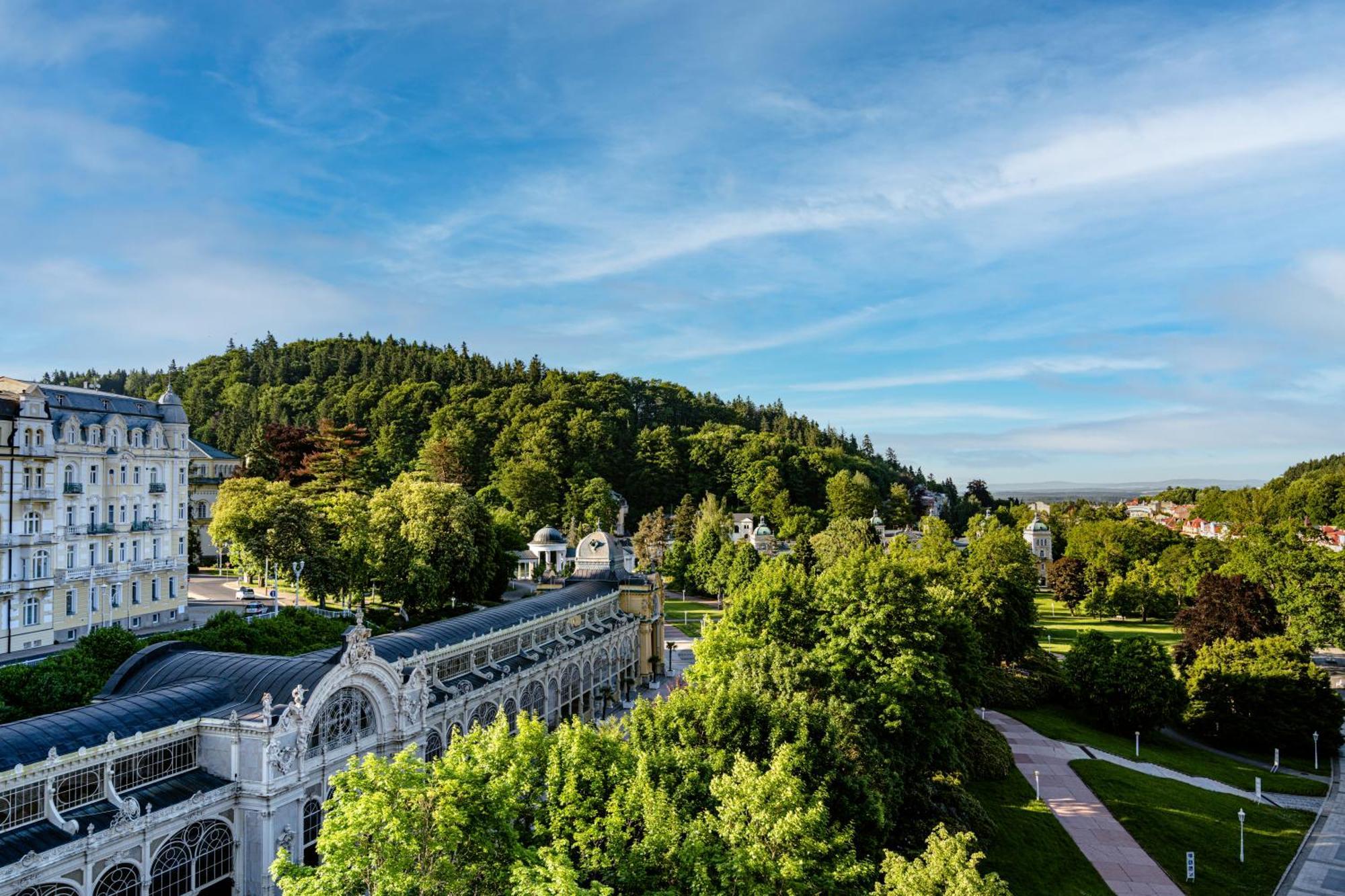 Falkensteiner Spa Resort マリアーンスケー・ラーズニェ エクステリア 写真 The spa town of Bad Kissingen