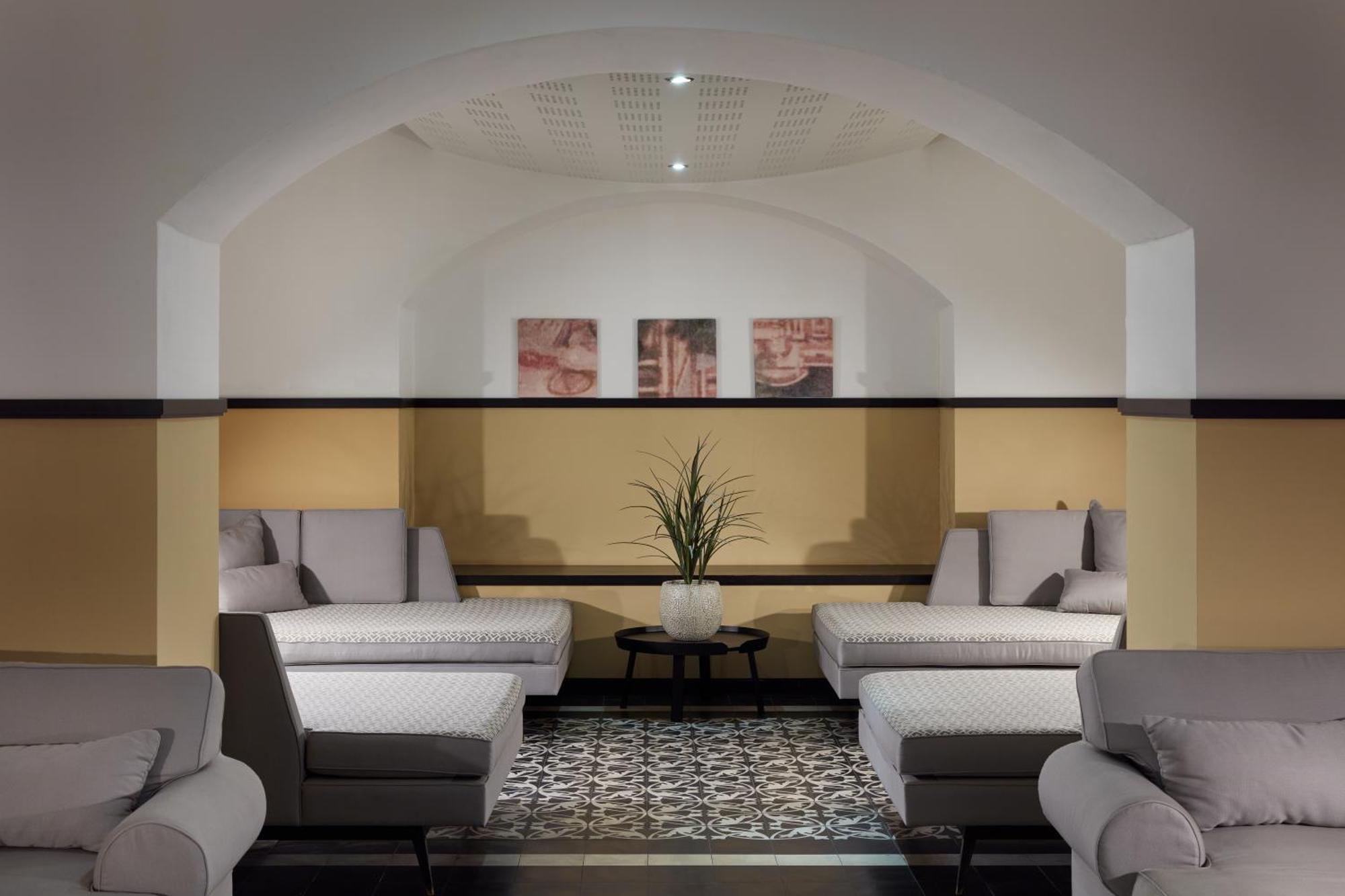 Falkensteiner Spa Resort マリアーンスケー・ラーズニェ エクステリア 写真